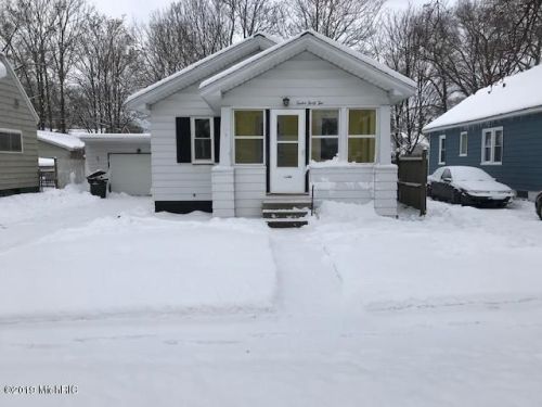 1242 Frst Ave, Meskegon MI  49441-2256 exterior