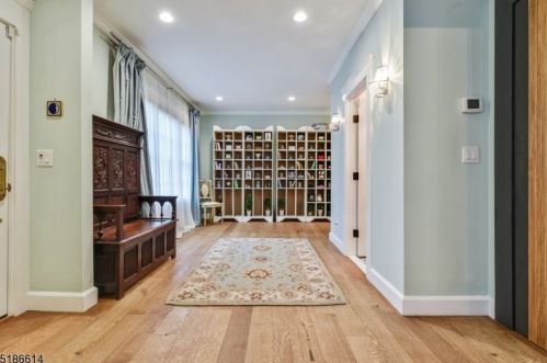 149 Braidburn Rd, Florham Park, NJ 07932-2602