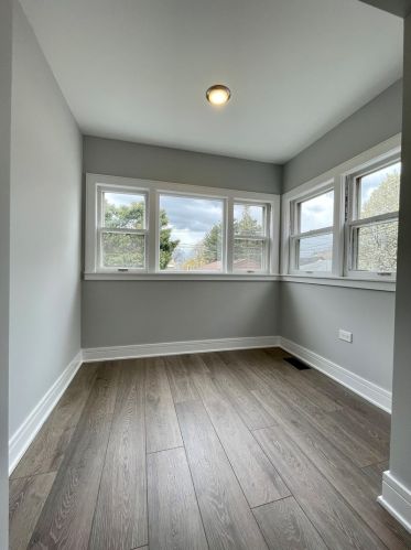 4951 Mcvicker Ave, Chicago IL  60630-1922 exterior