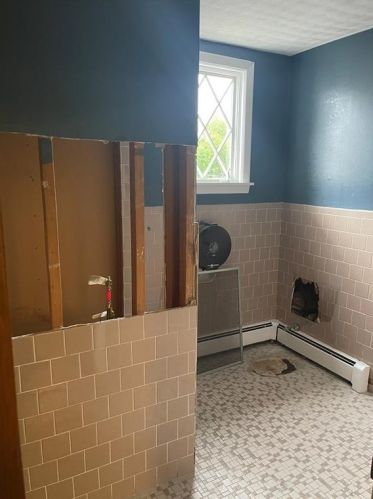 58 Hamlet Ave, Woonsocket RI  02895-4423 exterior