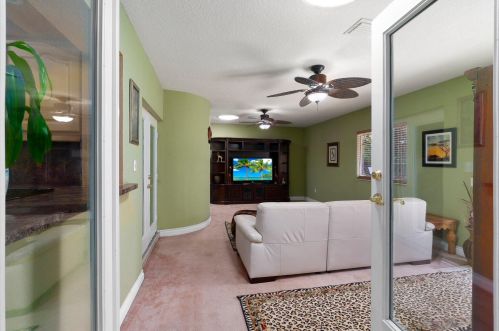 1718 Ocean Cove Ave, Fort Pierce FL  34953-2450 exterior