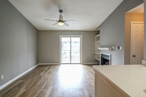 629 Granville Ct, Atlanta GA 30328-3445 exterior