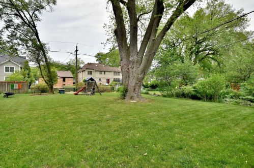 350 Addison Ave, Elmhurst, IL 60126-2308