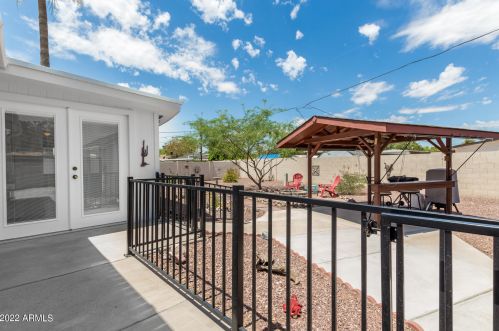 14824 30 Dr, Phoenix AZ 85009-5751 exterior