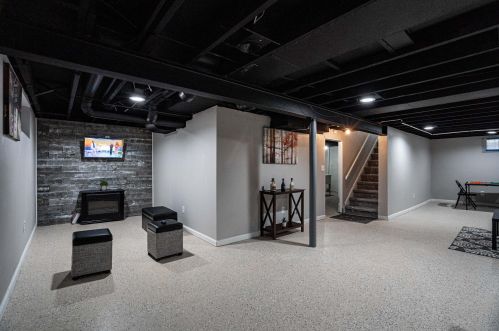 4210 Congress St, Milwaukee WI  53209-5836 exterior