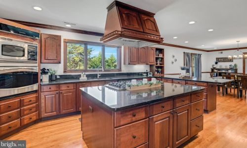 3310 Holland Clf Rd, Huntingtown MD 20639-9722 exterior