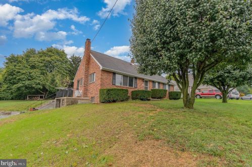 190 Bankert Rd, Hanover, PA 17331-9354