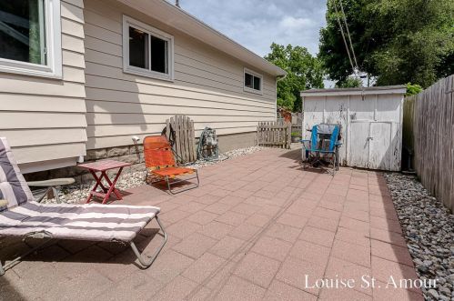 1020 Laketon Ave, Meskegon MI 49441-2969 exterior