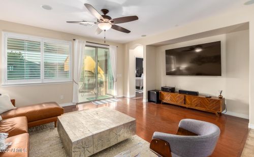 654 Bartlett Way, Chandler AZ  85248-5088 exterior