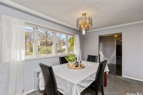 16 Dovecote Ln, Commack NY 11725-2707 exterior