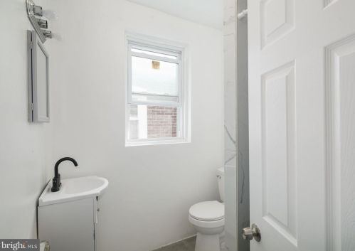 4314 Devereaux, Philadelphia PA 19135-3515 exterior