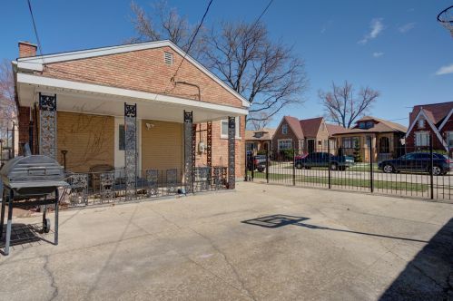 1635 92 Pl, Chicago IL 60619-7730 exterior