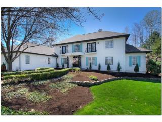 315 Glengarry Dr, Aurora, OH 44202-8585