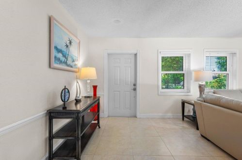 960 20 St, Boca Raton FL 33486-6832 exterior