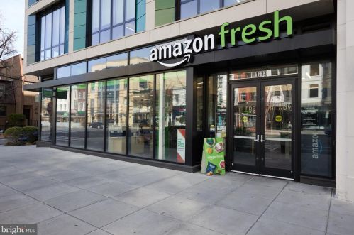 1433 R St, Washington DC 20009-7861 exterior