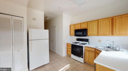 420 Oakdale Pl, Washington DC 20001-1720 exterior