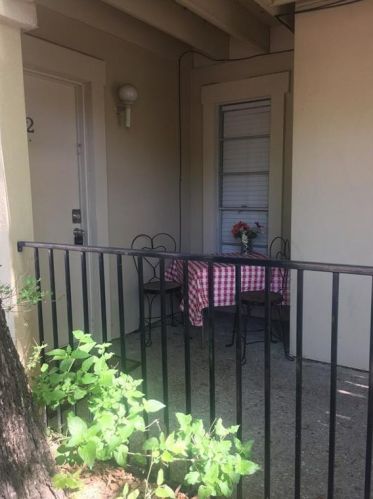 104 35th St, Austin, TX 78705-1506