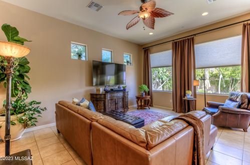 12742 Yellow Bird Rd, Tucson AZ 85755-7416 exterior