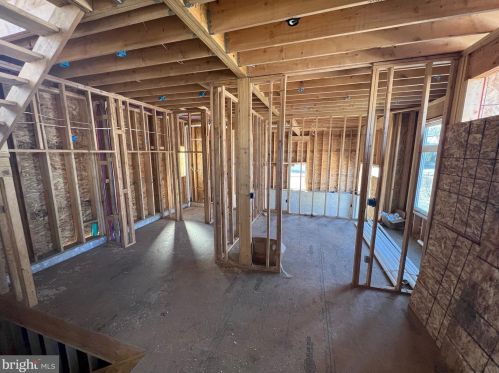 6627 Lincoln Dr, Philadelphia PA exterior