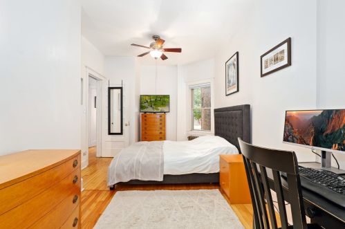 1466 Farragut Ave, Chicago IL 60640-1010 exterior