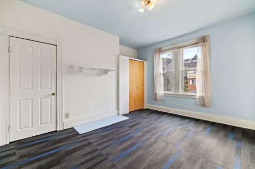 38 Minooka St, Pittsburgh PA 15210-3503 exterior