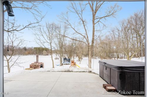 10424 8 Ave, Grand Rapids MI 49534-0068 exterior