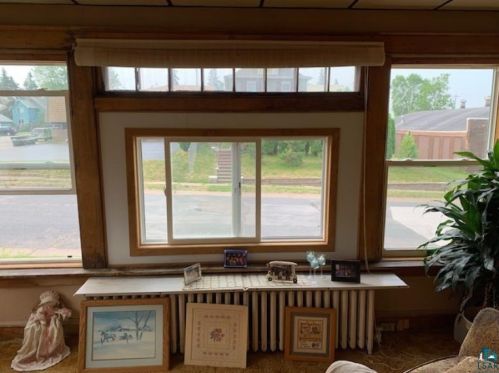 205 3 St, Duluth MN 55805-1856 exterior