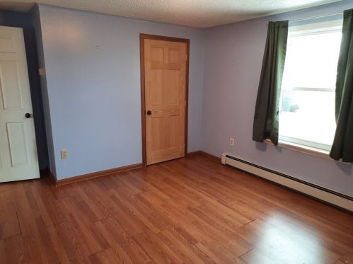 75 Puritan Rd, Springfield MA 01119-2953 exterior