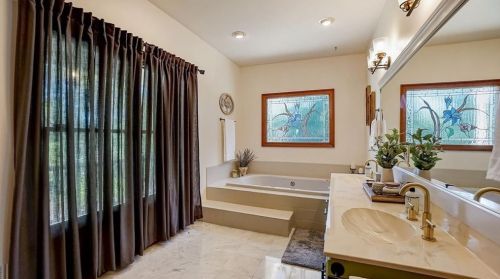 3810 Belle Glade Trl, Lithonia GA  30039-6700 exterior