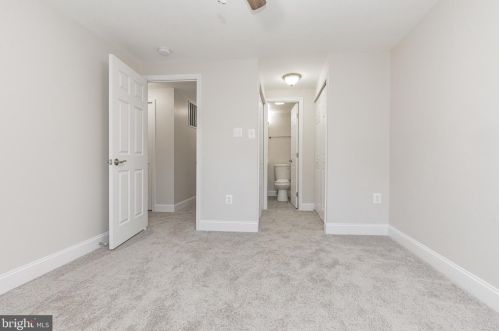 548 Gln Ct, Glen Burnie MD 21061-4733 exterior