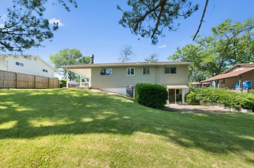 3919 Southern Aire Dr, Saint Louis MO 63125-4440 exterior