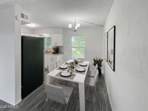 6201 16th St, Phoenix AZ  85016-1739 exterior