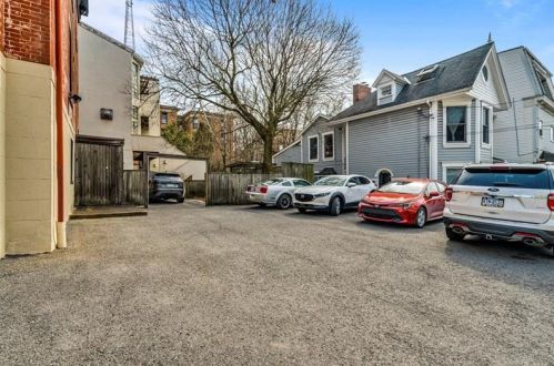 137 Grandview Ave, Pittsburgh PA 15211-1205 exterior