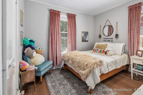 29 Eastern Ave, Grand Rapids MI 49507-3634 exterior