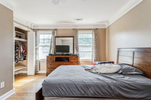 2496 Kingsland Dr, Atlanta GA 30360-1457 exterior