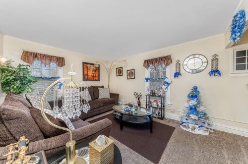 922 Lay Blvd, Kalamazoo MI 49001-3988 exterior