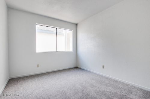 254 Melridge St, Tucson AZ  85706-3352 exterior