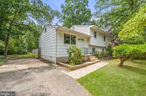 426 California Trl, Browns Mills NJ  08015-5639 exterior