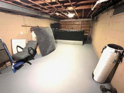 1070 James Ave, Meskegon MI  49442-2136 exterior