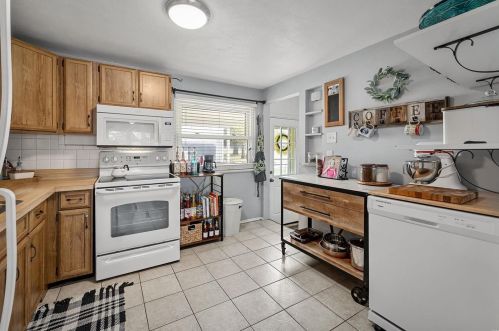 4301 Fatima Dr, Saint Louis MO 63123-6707 exterior