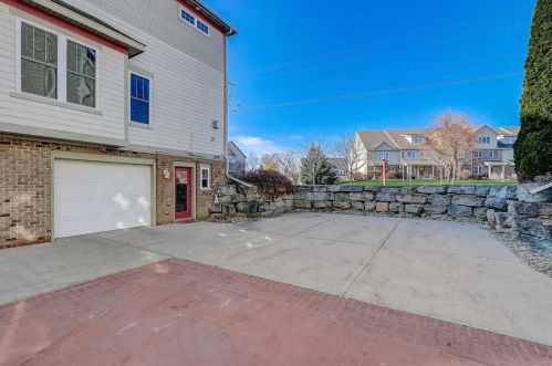 3955 Maple Grove Dr, Madison WI  53719-1842 exterior