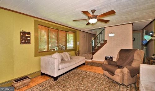 613 Chestnut St, Limerick PA 19468-2115 exterior