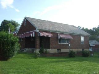 2012 Kemmerer St, Bethlehem, PA 18017-4832