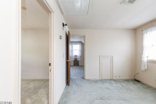 439 Lexington Ave, Cranford NJ 07016-2737 exterior