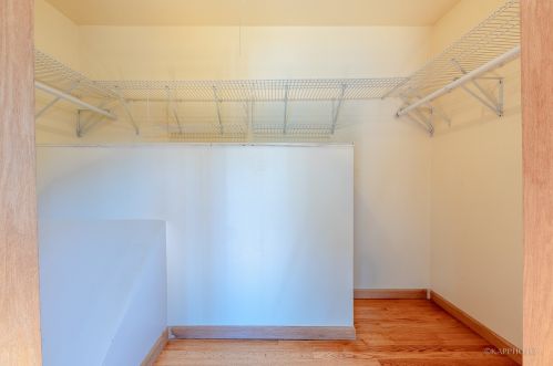 4826 Long Ave, Chicago IL 60641-3220 exterior