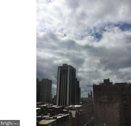 2101-17 Chestnut St, Philadelphia PA  19103 exterior