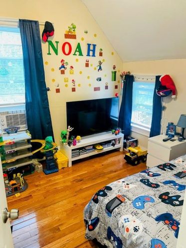 359 Carrington Ave, Woonsocket RI  02895-4622 exterior