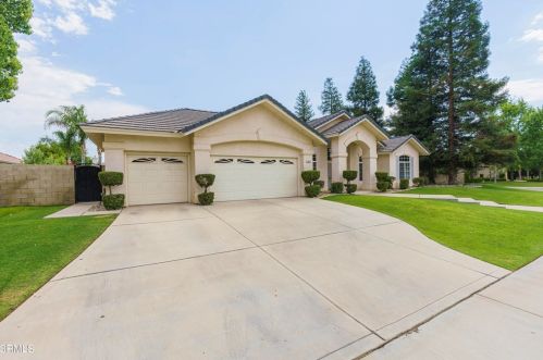 10515 Ascot Crossing St, Bakersfield, CA 93311-3509