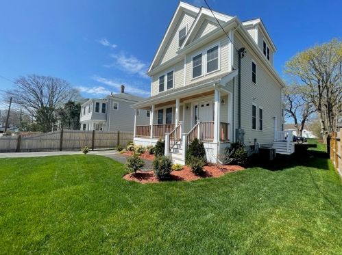 1909 River St, Boston, MA 02136-1421