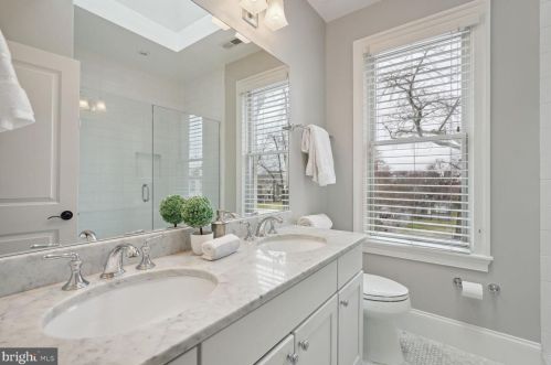 623 6 St, Washington DC 20024-2693 exterior